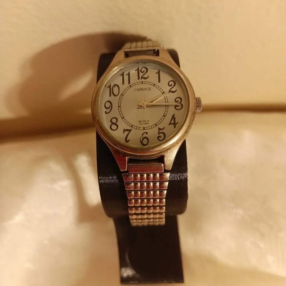 Carriage by Timex women's stretch silver tone Vintage watch